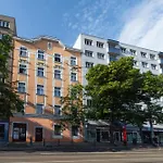 Hotel Leon