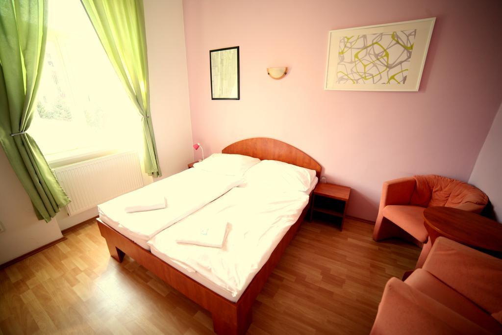 Hotel Leon