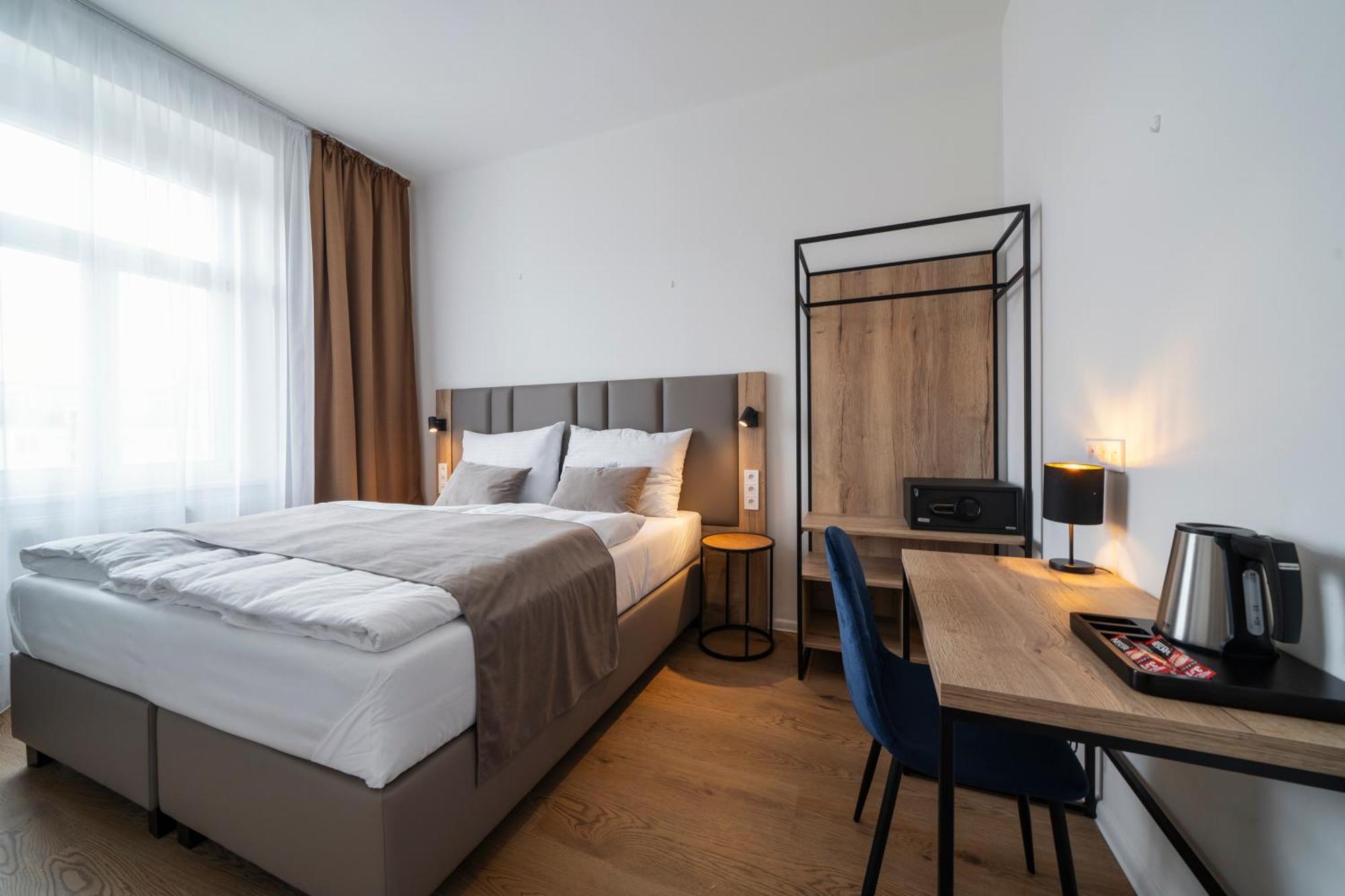 Hotel Leon 3*